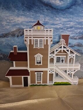 Shelia 1995 East Brother Lighthouse 3D Collectable Decor